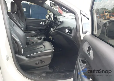 2019 Chrysler Pacifica Limited from USA, damaged, VIN 2C4RC1GG6KR590012